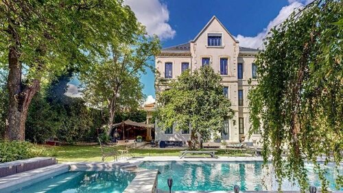 Demeure Saint Louis, Book Hotel SPA-hoteller i Carcassonne, SPA