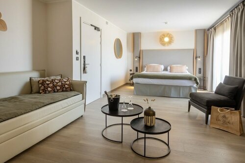 Hotel LAcquale, Buchen Sie Hotel Calvi Balagne
