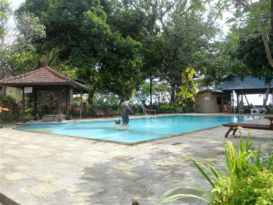 Bali Lovina Beach Cottages