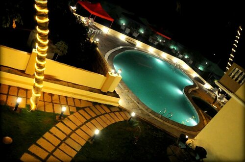 Rega Candolim, Забронировать Отель Кандолим Северный Гоа