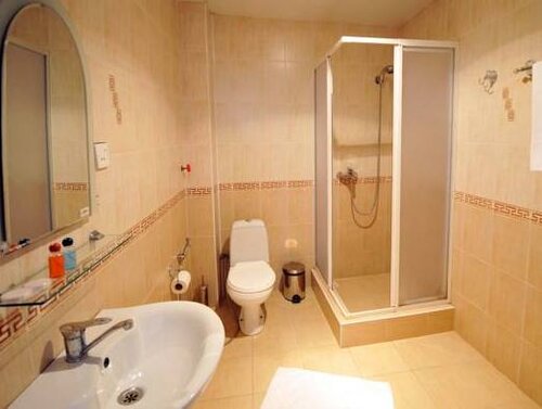‪Boyuk Gala Hotel‬, Забронировать Отель Баку Азербайджан, рядом с Нагорный парк