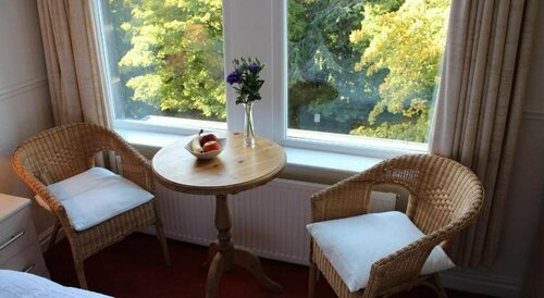 The Dales Hotel Harrogate, Buchen Sie Hotel Hotels in England mit Parkplatz, Parkplätze