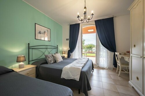 Ombra Verde - B&B e Appartamenti, Забронировать Отель «постель и завтрак» Отели Скарлино с бассейном, Бассейн