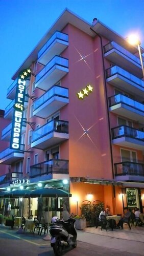 Hotel Europeo, Prenota Hotel Hotel a Sottomarina con parcheggio, Parcheggio