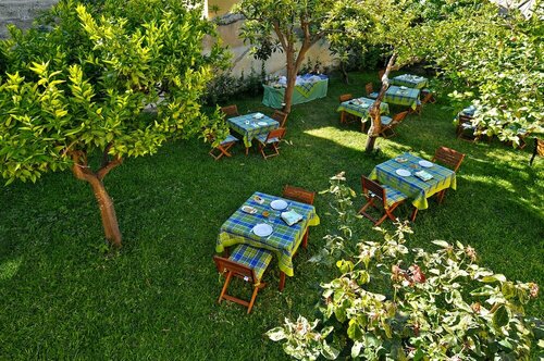 Il Giardino Del Barocco, Забронировать Отель Отели в центре Ното, в центре