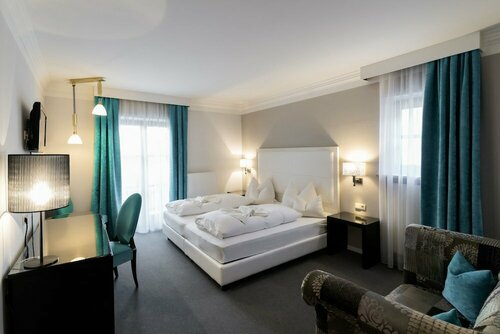 Hotel Villa Groff, Забронировать Отель Ора Oltradige - Bassa Atesina