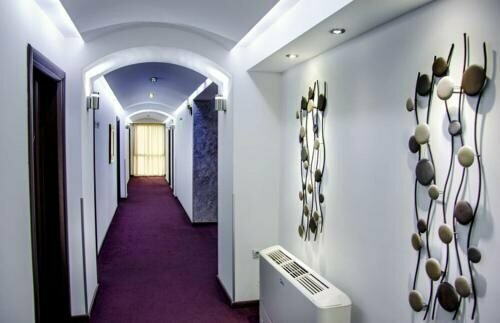 Hotel Continental, Prenota Hotel Hotel 3 stelle a Skopje, 3*