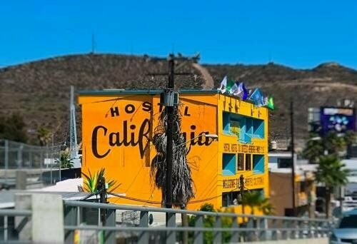 Hostel California, Book Hotel Tijuana Baja California