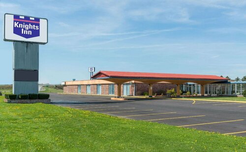 Napoleon Inn & Suits, Prenota Hotel Hotel a Ohio con parcheggio, Parcheggio