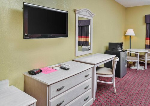 Americas Best Value Inn and Suites Houston FM 1960, Book Hotel SPA-hoteller i Houston, SPA