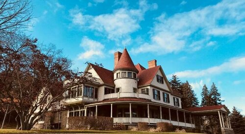 Idlwilde Inn, Rezervovat Penzión se snídaní Watkins Glen Seneca Lake Wine Trail