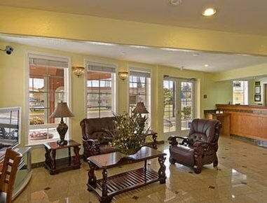 Quality Inn & Suites Sacramento Downtown Area, Забронировать Отель Сакраменто Сакраменто, рядом с California Indian Heritage Center State Park
