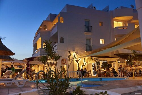Apartamentos Sabina Playa, Book Apartment Hotels in Formentera with a Pool, Swimming Pool
