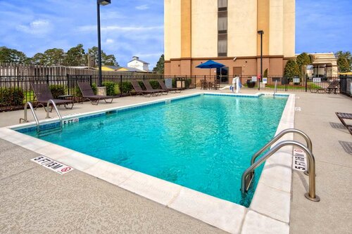 Hampton Inn Dunn, Забронировать Отель Отели Данн 3 звезды, рядом с Мемориальный парк Кларенса Ли Тарта, 3*