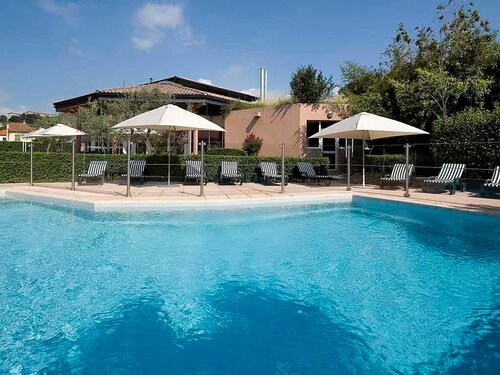 ibis Aubenas, Забронировать Отель Обена Ardèche