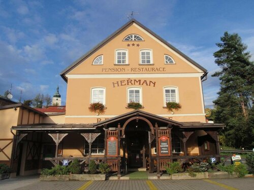 Pension Herman, Reservar Casa de hóspedes Hotéis tudo incluído em Hradec Kralove, All Inclusive