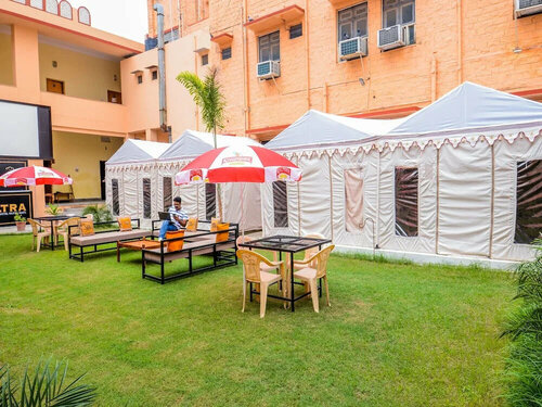 Hotel Akshey, Забронировать Отель Джодхпур штат Раджастхан, рядом с Umaid Bhawan Palace Museum