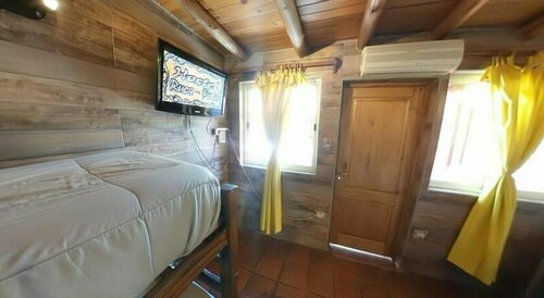 Hostel Ruca Potu, Забронировать Хостел Отели Мендосы с парковкой, рядом с San Francisco Ruins, Парковка