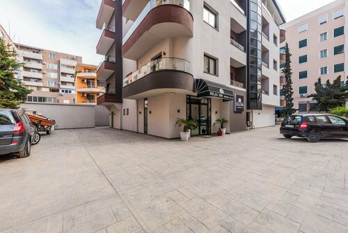 Relax Inn Hotel Durres
