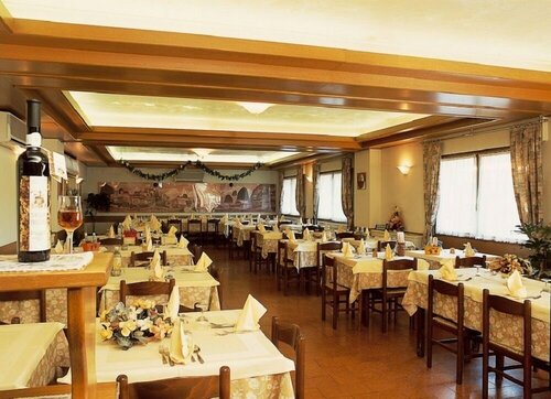 Albergo Ristorante Fratte, Prenota Hotel Fregona Veneto