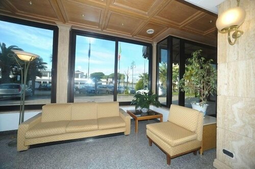 Hotel LAquila, Prenota Hotel Hotel a Lazio con parcheggio, Parcheggio