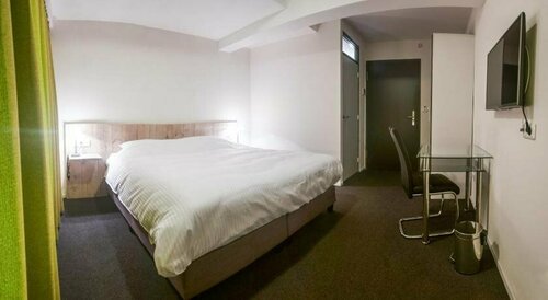 Hotel Taurus, Book Hotel Cuijk Noord-Brabant