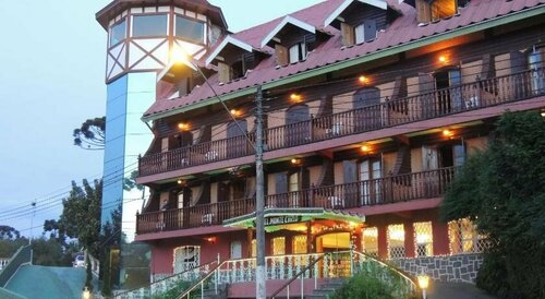 Hotel Monte Carlo, Забронировать Отель Капивари Кампус-ду-Жордан, рядом с Shopping Cadij