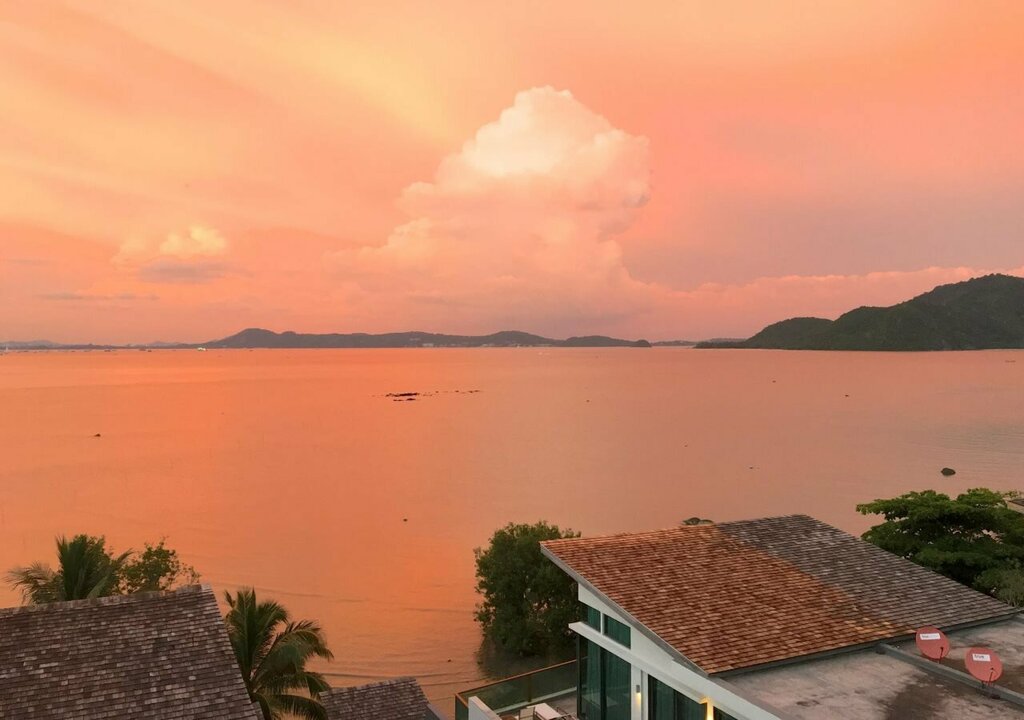 Elemental 5Fl Infinity Pool Seafront Villas