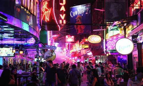 Pula Silom, Забронировать Отель Банг Рак Бангкок, рядом с Главный офис банка Bangkok Bank