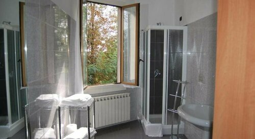 Affittacamere Derby, Book Hotel Hoteller i Bergamo med parkering, Parkering