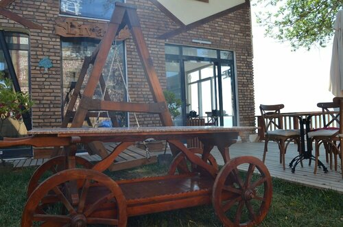 Livadi Hotel, Забронировать Отель Отели Ардешен с парковкой, Парковка