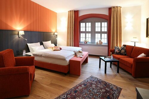 Ferienwohnung Schloss Schönberg, Book Lejlighed Hoteller i Sachsen med parkering, Parkering