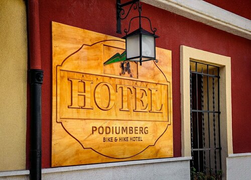 Podiumberg, Забронировать Отель Отели провинции Аликанте с парковкой, Парковка