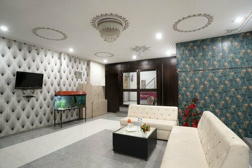 Tripli Hotels Arunoday Palace, Забронировать Отель Удайпур штат Раджастхан, рядом с Bagore ki Haveli