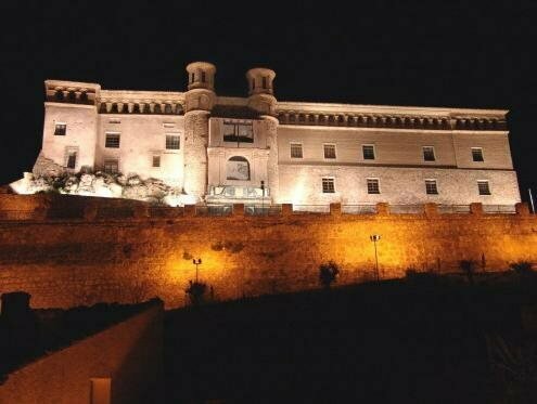 Hospedería Castillo del Papa Luna, Réserver Hôtel Illueca Province de Saragosse