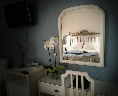 Honest Granada Hotel, Buchen Sie Hotel 3-Sterne-Hotels in Granada, 3*