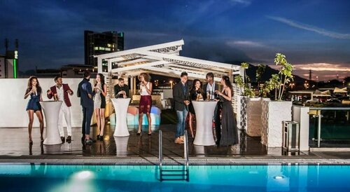 Hennessy Park Hotel, Reserva ahora Hotel Ebene Black River
