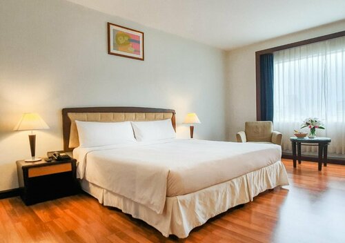 Zenith Sukhumvit Hotel, Bangkok, Забронировать Отель Бизнес-отели Ваттана, 4* 5*