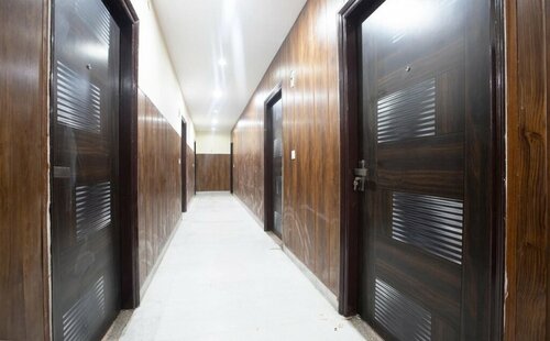 Hotel Devi Palace, Book Hotel Hoteller i Haryana med parkering, Parkering