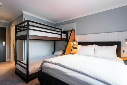 Village Urban Resort Blackpool, Book Hotel Hoteller i Blackpool med pool, Swimmingpool