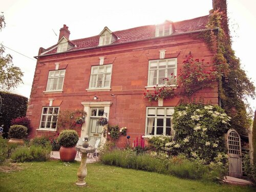 Yew Tree House, Забронировать Отель «постель и завтрак» Сторпорт-он-Северн 
