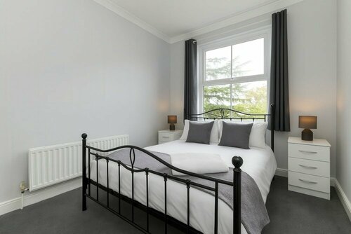 Shelford Lodge, Book Bed and Breakfast Cambridge Storbritannien