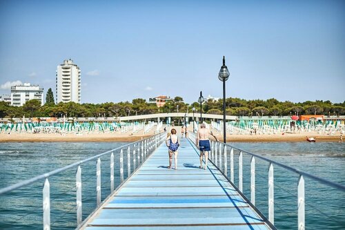 Hotel Bella Venezia Mare, Забронировать Отель Отели Линьяно-Саббьядоро с парковкой, Парковка