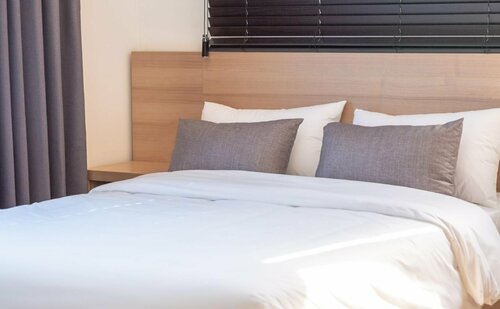 Hotel ED, Забронировать Отель Отели Согвипхо с парковкой, Парковка