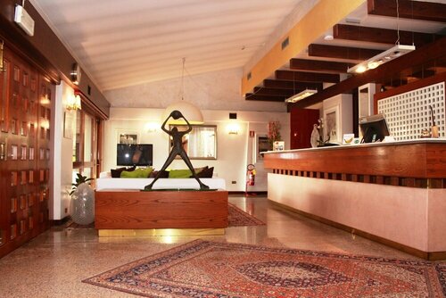 Hotel Posta 77, Prenota Hotel San Giorgio in Bosco 