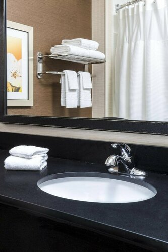 Fairfield Inn & Suites Kansas City Lees Summit, Prenota Hotel Lee's Summit Missouri