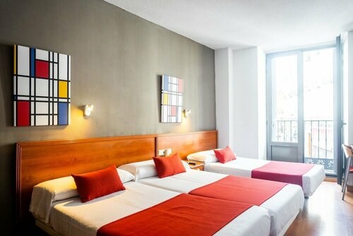 Hostal Persal, Забронировать Хостел Отели Мадрида с завтраком, рядом с Гран-Виа, Завтраки