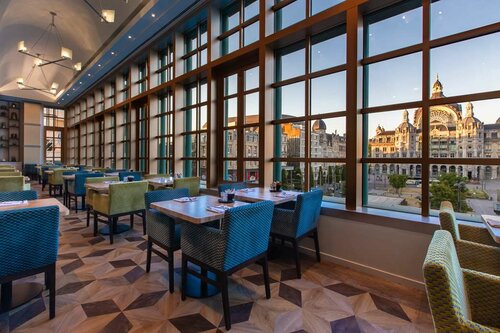 Radisson Blu Hotel, Antwerp City Centre, Забронировать Отель Антверпен - центр города Антверпен, рядом с Станция Antwerpen-Dam