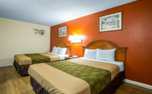 Econo Lodge Fort Lee, Забронировать Отель Отели Нью-Джерси с парковкой, Парковка