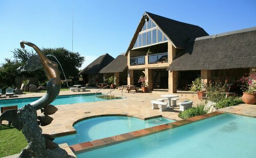 Misty Hills Country Hotel, Забронировать Отель Малдерсдрифт West Rand